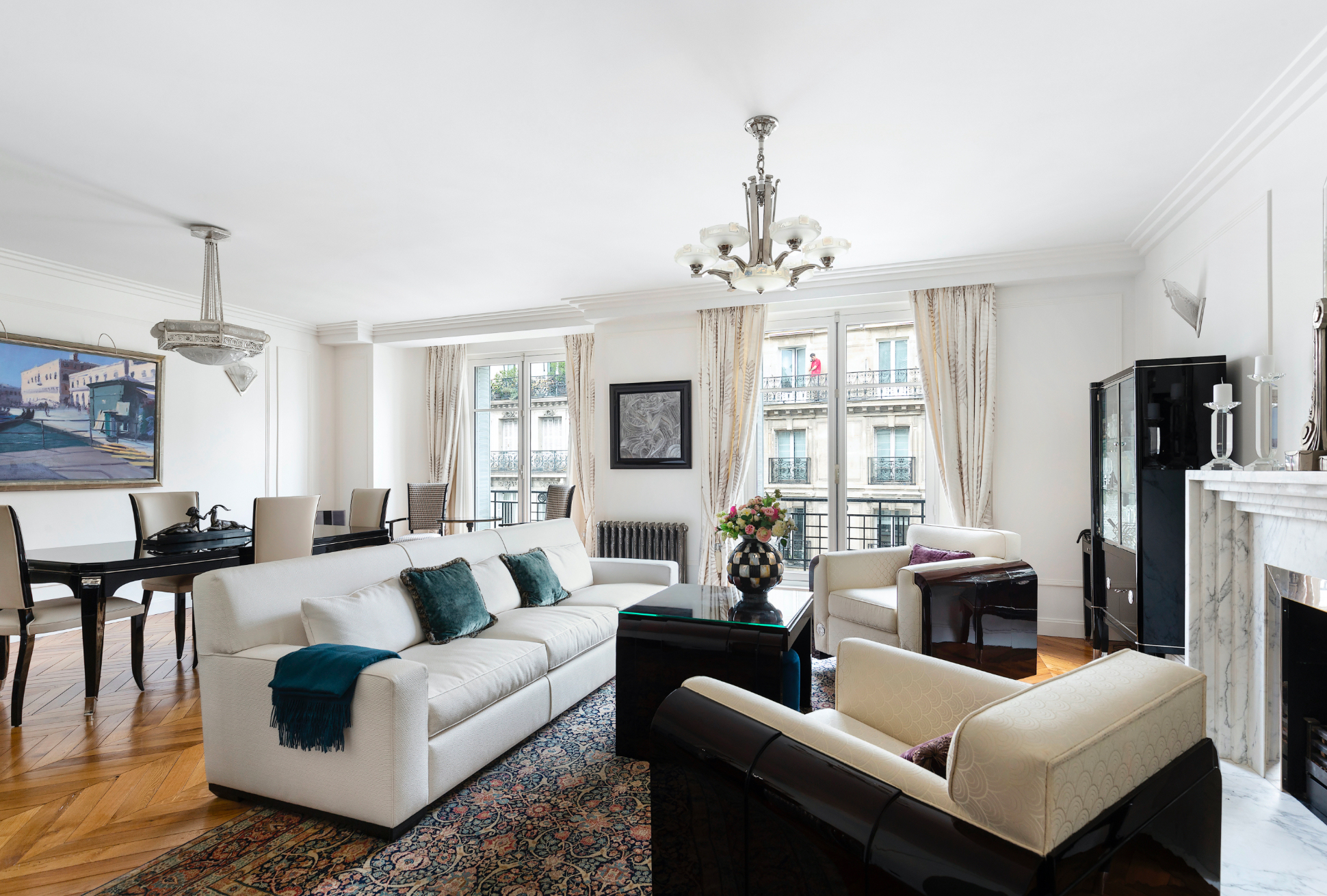 Appartement de Luxe - Triangle d'Or, Paris - Transitional - Living Room -  Paris