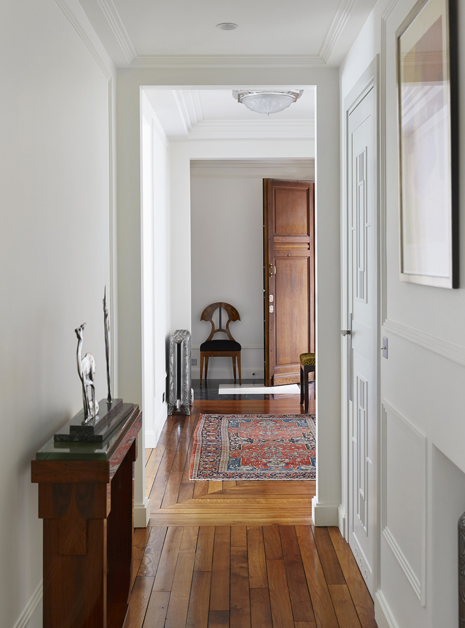 Appartement de Luxe - Triangle d'Or, Paris - Transitional - Living Room -  Paris