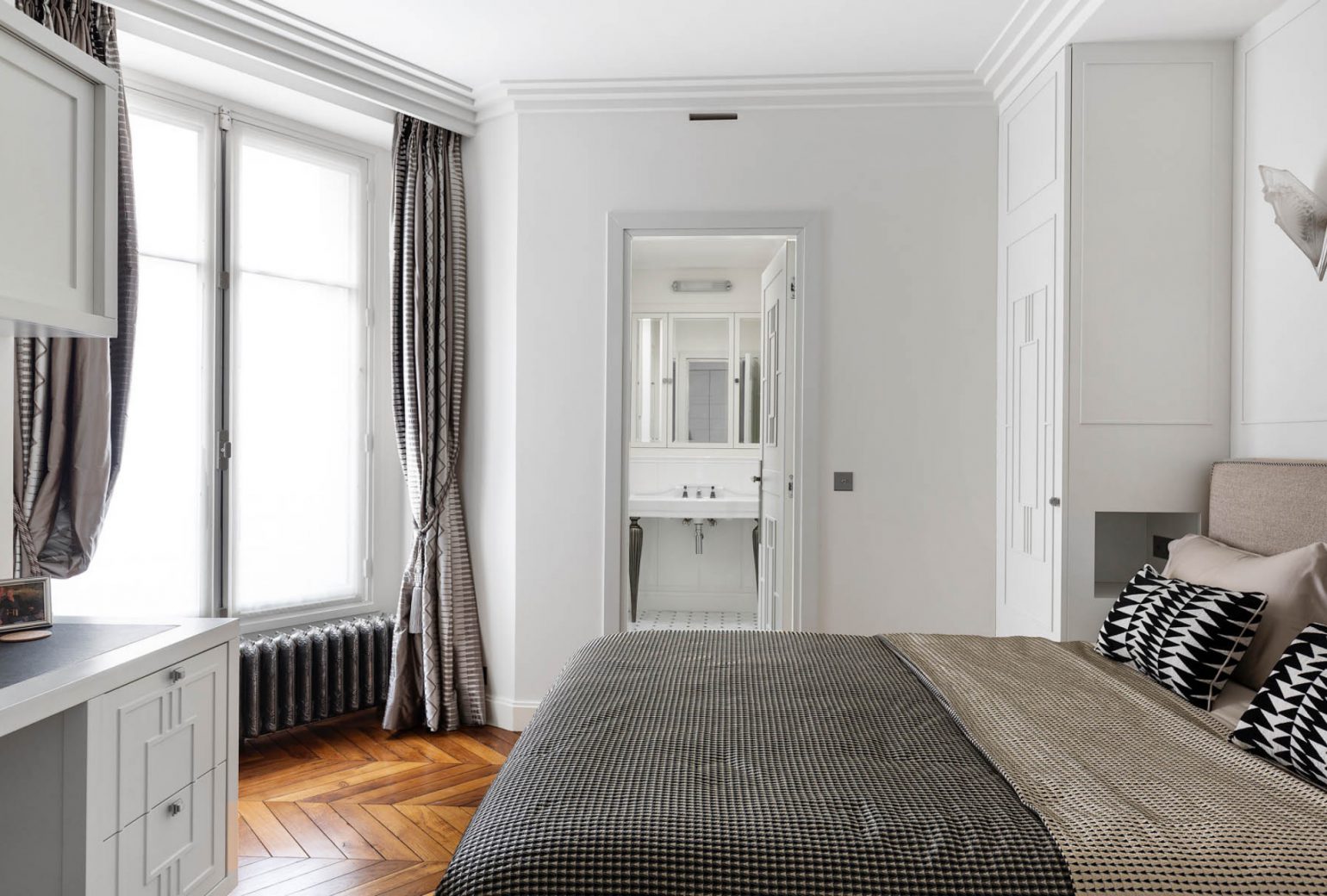 Art Deco Apartment For Sale Rue Du Vieux Colombier 75006 Paris